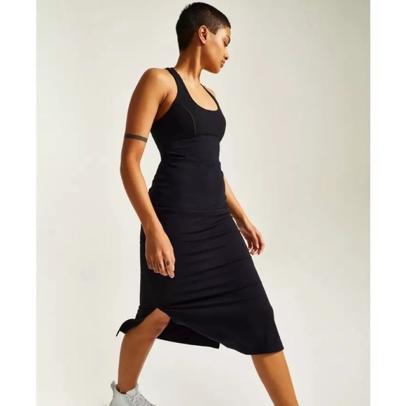 Sweaty Betty X Halle Berry Emily Dress M - Picture 2 of 10